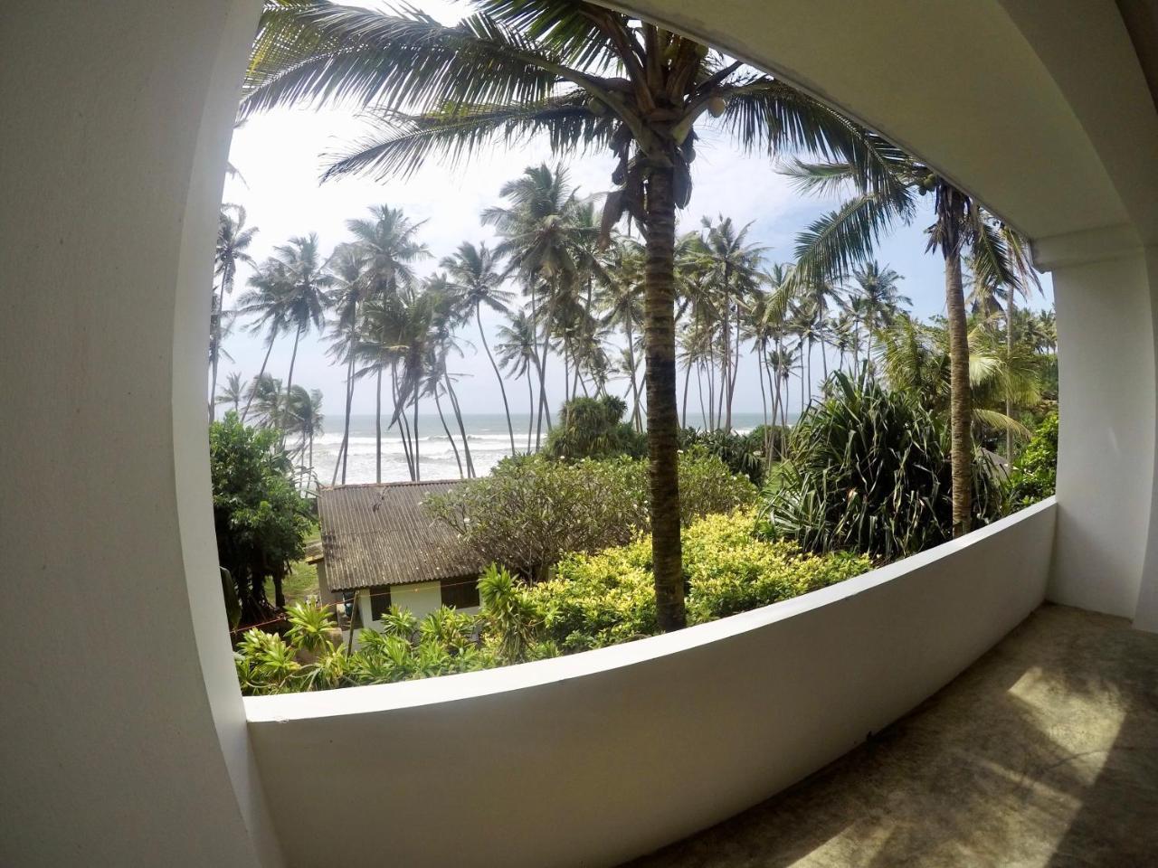 Moon Bridge Beach Resort Матара Екстер'єр фото